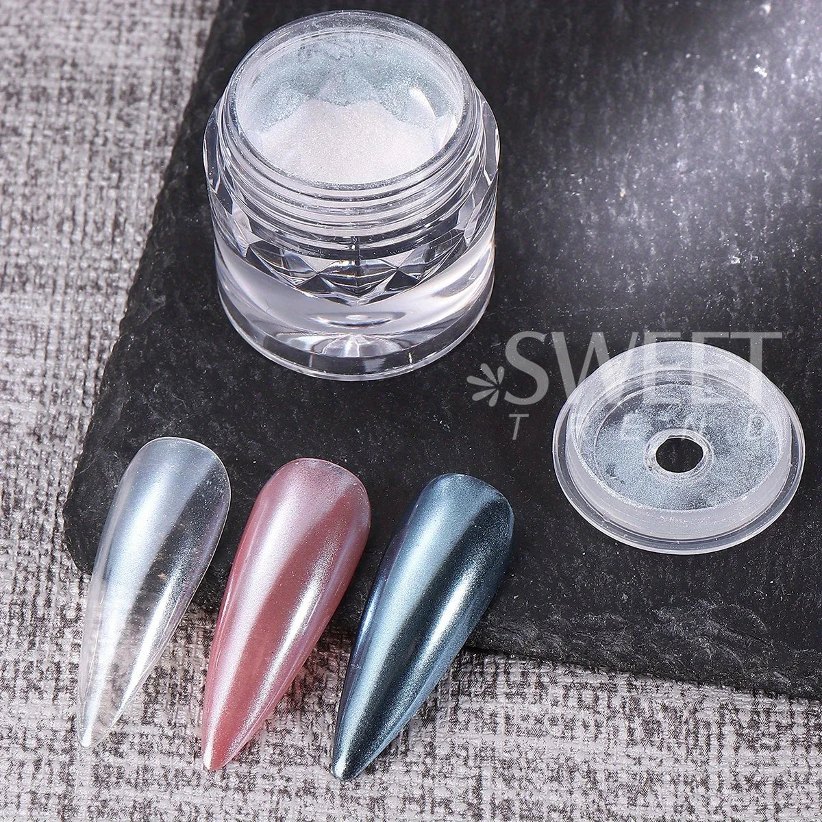 Aurora Pearl Chrome Nail Powder - White Moonlight Mirror Finish